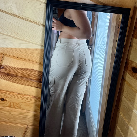 Brand new Cargo pants - Picture 4 of 4